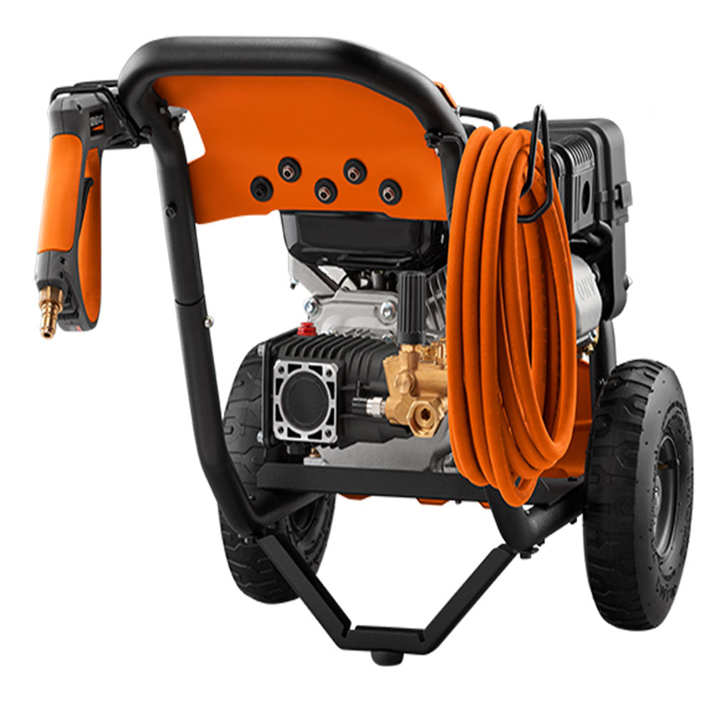 Generac 6924 3600-PSI 2.6 GPM Professional Gasoline Powered Pressure Washer