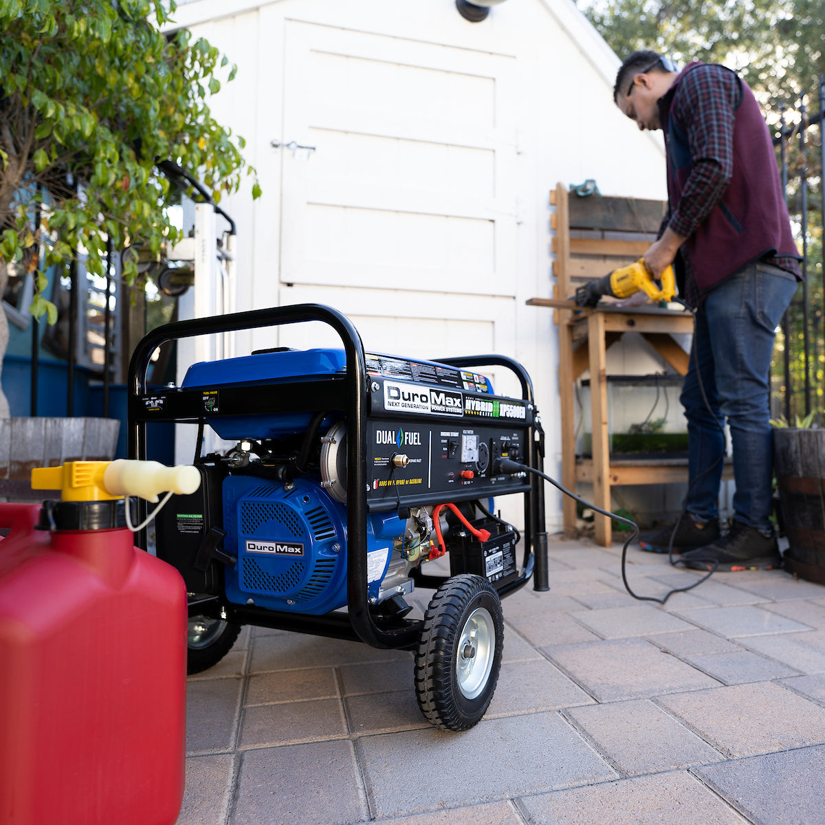 DuroMax XP5500EH 5,500 Watt Portable Dual Fuel Gas Propane Powered Generator